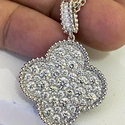 Van Cleef & Arpels Magic Alhambra long necklace 26mm , 1 motif in 18K White gold and Diamond VCARO49O00